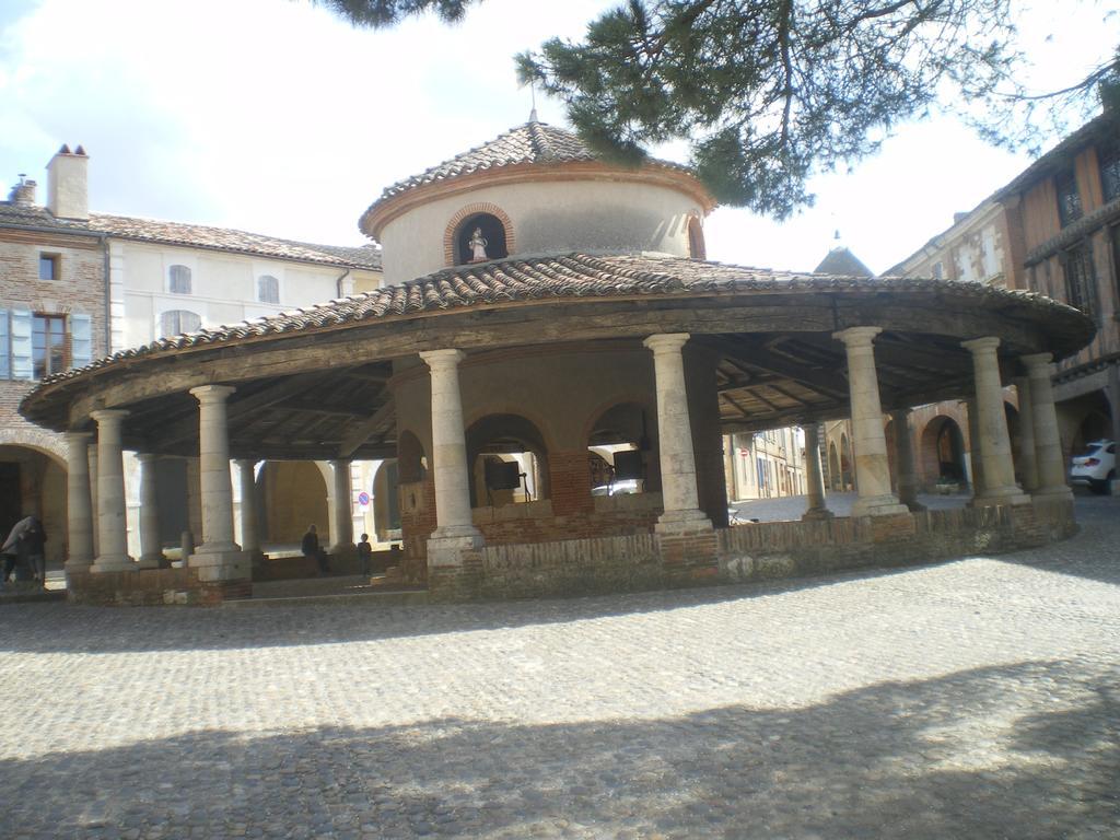 Le Poulailler Villa Lavit Buitenkant foto